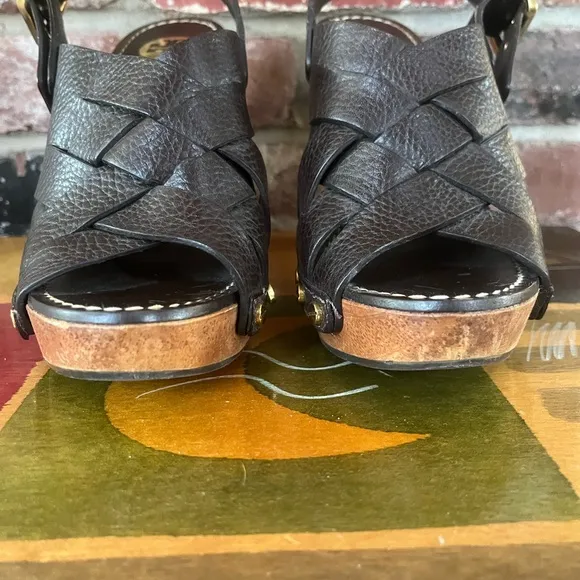 Tory Burch Brown Leather Chunky High Heel Sandals. Women’s Size 7.5.