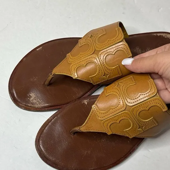 TORY BURCH Jamie Full Logo Leather Thong Sandals in Royal Tan 9 US