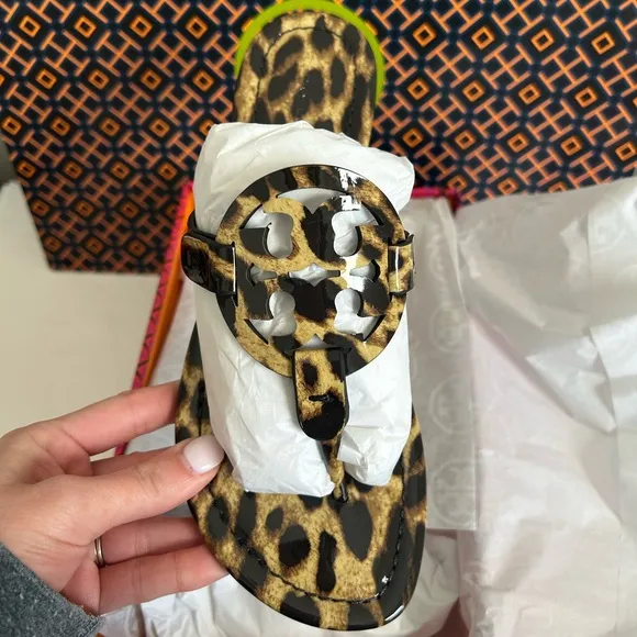 Tory Burch Miller Printed Patent Sandal Natural Leopard Size 6 Tan Brown