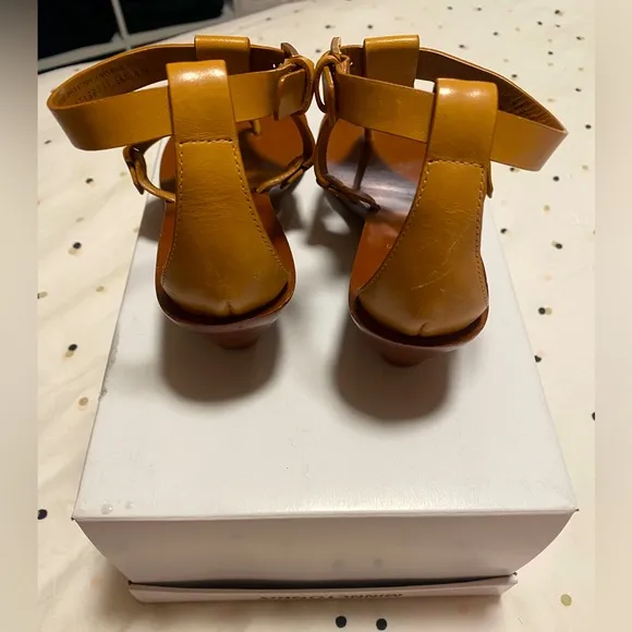 Tory Burch Miller tan wedge sandals