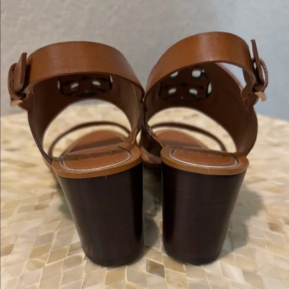 Toty Burch leather Brown Wedge Sandals size 7