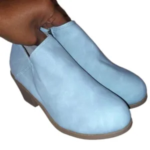 Trendy chunky heel Boots size 6