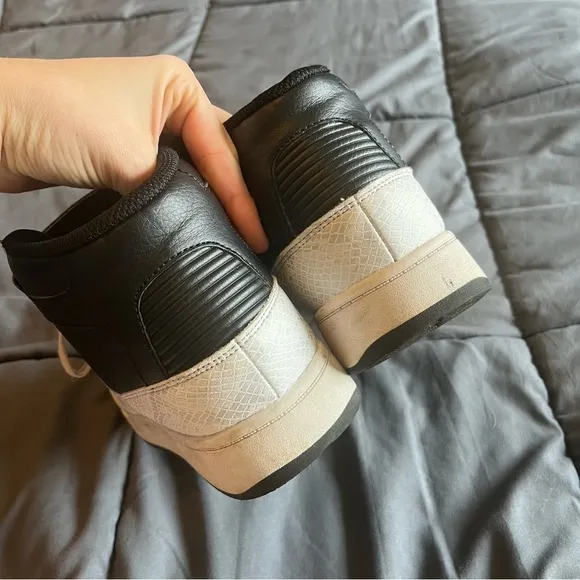 Troop USA Black and White high top skater sneakers