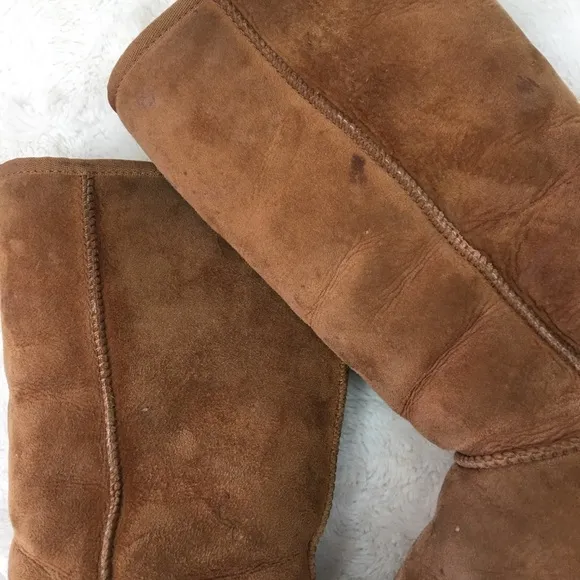 UGG 5815 Classic Tall Boots Chestnut Size 9
