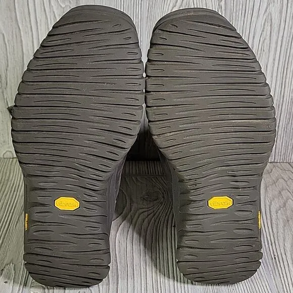 UGG Adironkdack Grey Winter Lined Boots Womens Size 7