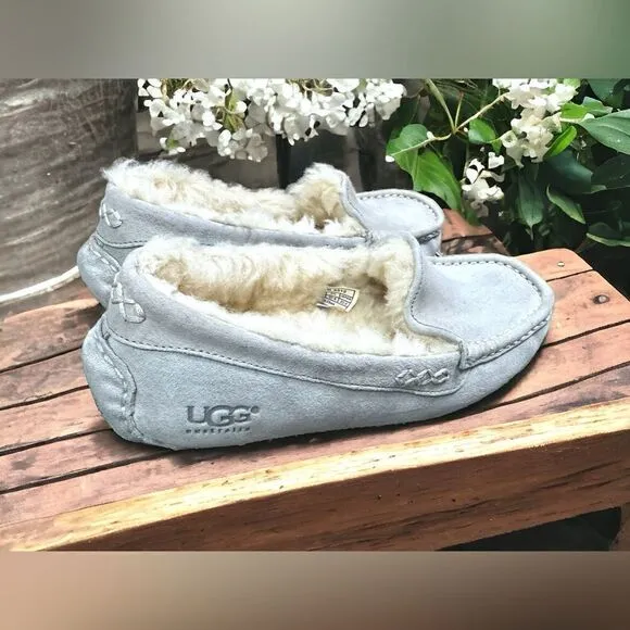 🔥🔥UGG Ansley Water Resistant Slippers Cozy comfy Loafers Size 6