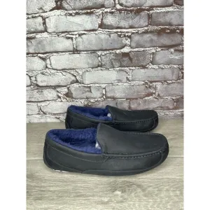 UGG Ascot Slipper Blue Matte Leather Navy Wool Loafers Men’s 10M US/43EU 1103889