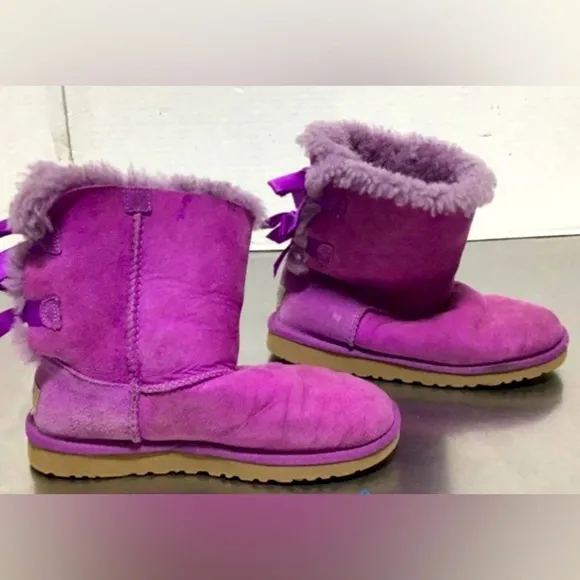 UGG BAILEY BOW II Classic Short Garnet Suede Purple Boots~Size 4