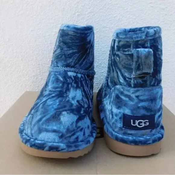 UGG BLUE CLASSIC MINI CRUSHED VELVET BOOTS, FITS WOMEN US 6-7  ~NEW