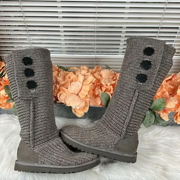 Ugg Classic Cardi Knit Boots Size 7