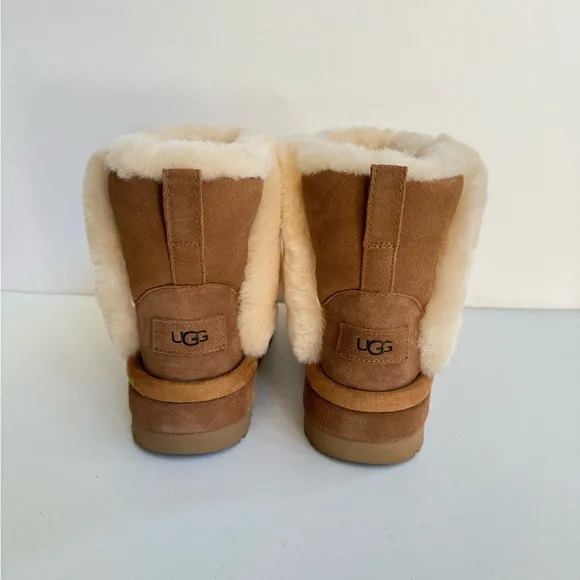 UGG CLASSIC CHILLAPEAK CHESTNUT SPILL SEAMS PLATFORM BOOTS US 9