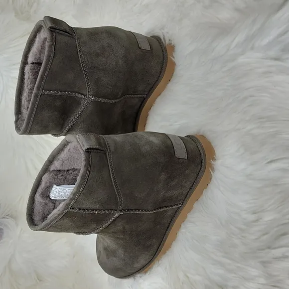 UGG Classic Femme Mini Boots Booties Slate