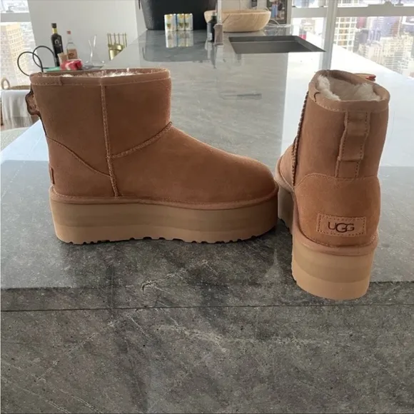 UGG CLASSIC MINI PLATFORM BOOTS NWT NIB Chestnut 8 🖤 BLOGGERS FAV | TIK TOK