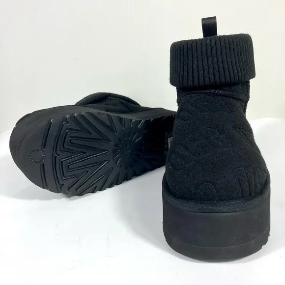 UGG Classic Mini Platform Logo Felted Boots Black 7 10 NEW 1144047