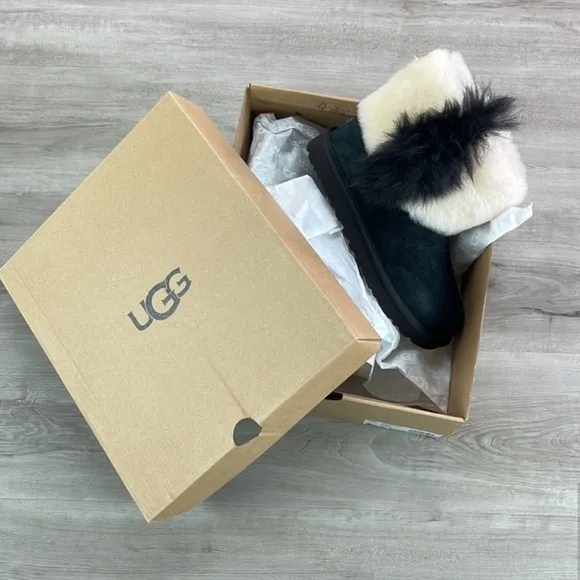 UGG classic mini wisp black boots
