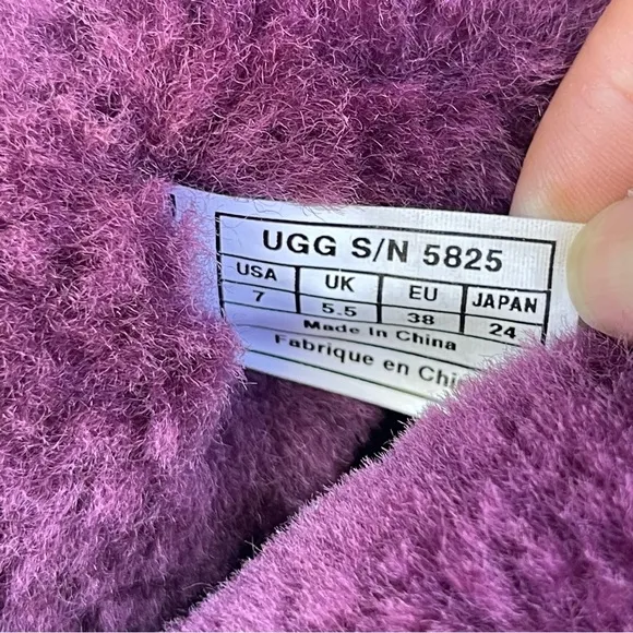 UGG Classic Short II Boot Plum Purple Size 7