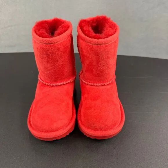 UGG Classic Short II Toddler Size 6 Sherling Fur Red Boots 1017703T Kids