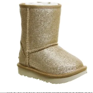 UGG CLASSIC SHORT INFANT BOOTS GOLD 6 GIRLS
