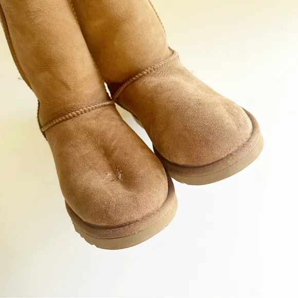 UGG Classic Tall Shearling Suede Boots Chestnut Brown 8