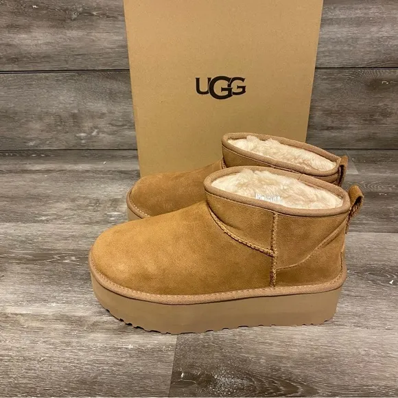 UGG | Classic Ultra Mini Platform Boots In Chestnut Size 9 NEW