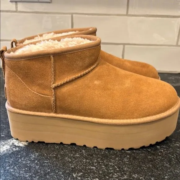 UGG Classic Ultra Mini Platform Chestnut Boots Women's Size 10 NEW