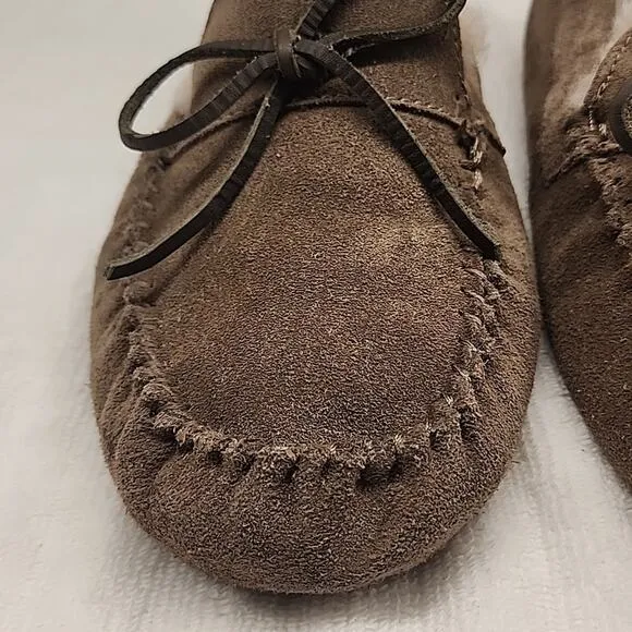 UGG DAKOTA AUSTRALIAN MOCCASIN SLIPON LOAFER SUEDE🐑WOOL🐑INSOLE LADIES 10 NWOB