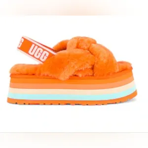 UGG Disco Knot Mandarin Orange Fluffy Platform Sandals