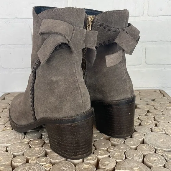 UGG Fraise Whipstitch Taupe Suede Chunky Wooden Heel Boho Boots 7