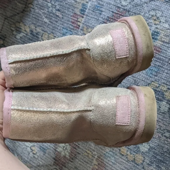Ugg | Kid's Classic II Metallic Glitter Boots In Pink