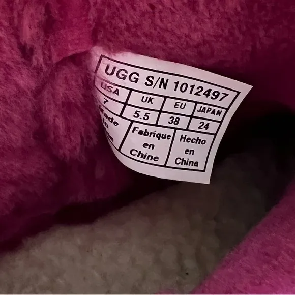 UGG KRISTEN MINI II BOOTS PINK SIZE 7 NWOT