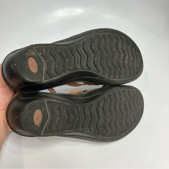 UGG Lalima wedge leather Sandals size 8