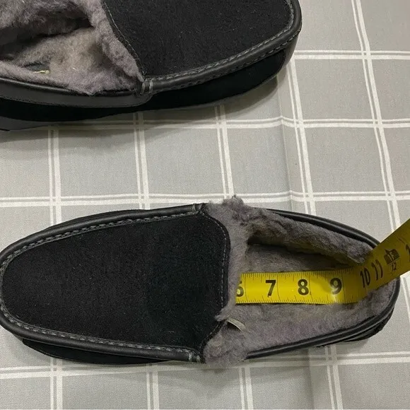UGG Men’s Black Suede Ascot Slippers Loafers Grey Wool, Rubber Sole Size 9