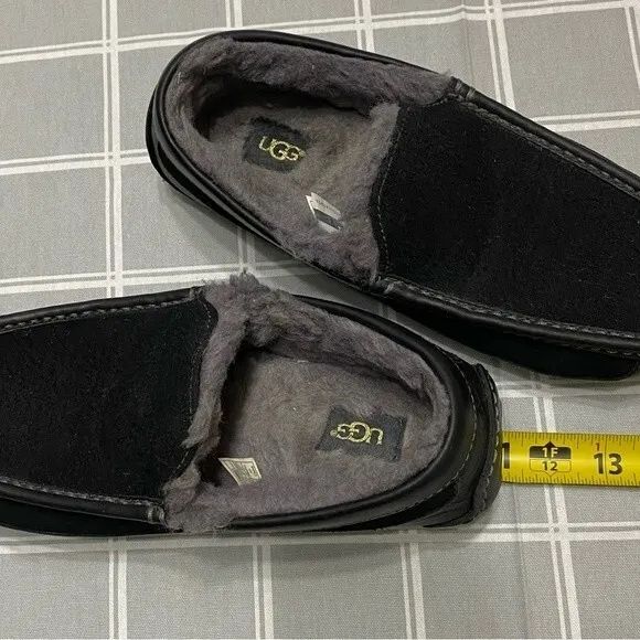 UGG Men’s Black Suede Ascot Slippers Loafers Grey Wool, Rubber Sole Size 9