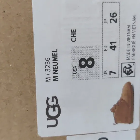UGG Men's Neumel Classic Boots size 8 New