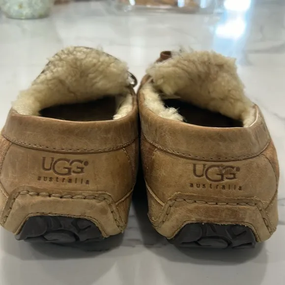 UGG Men’s Slippers/Loafers Byron Suede Wool Slip On. Size 13