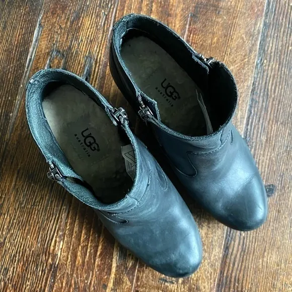 UGG Myrna Wedge Ankle Boots