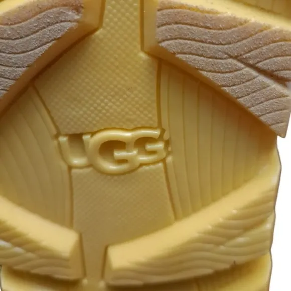 UGG Rain Boots Women's 6 Yellow Raincloud Clear Waterproof Rubber‎ Wool Lined
