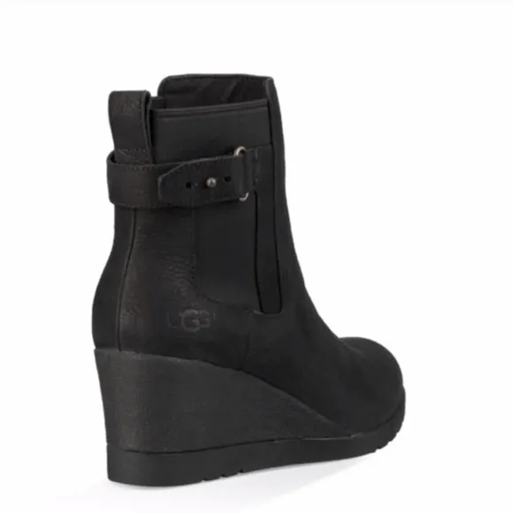 UGG sz.9 Ankle Boots Chelsey Booties Indra Waterproof Wedge Suede Fleece Lined