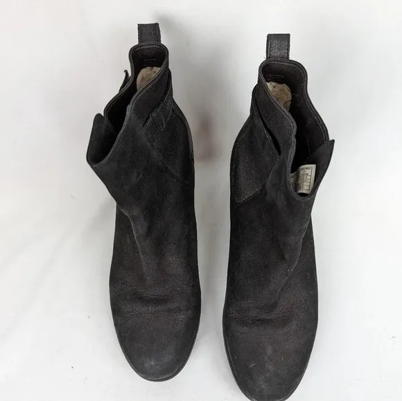 UGG sz.9 Ankle Boots Chelsey Booties Indra Waterproof Wedge Suede Fleece Lined