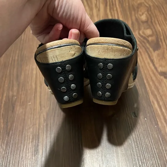 UGG Wedge Sandals Australian Hilarie BlackLeather and Elastic straps - 7