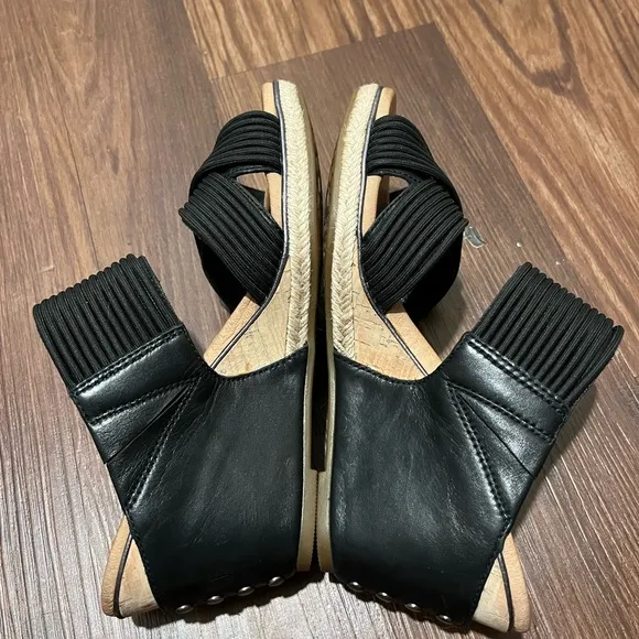 UGG Wedge Sandals Australian Hilarie BlackLeather and Elastic straps - 7