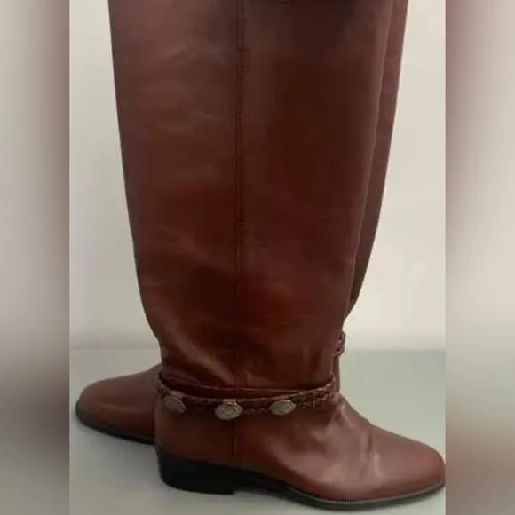 Unisa Women's Pull On Genuine Leather Brown Knee High Boots Size 6.5  Used Excel