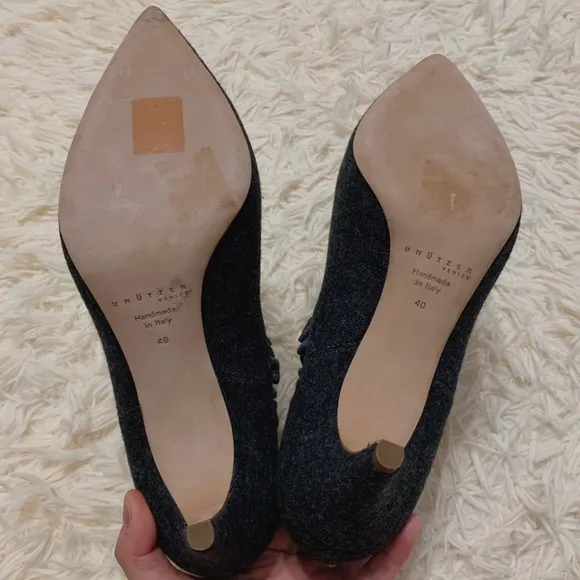 Unützer Venice Gray Ruffle Ankle Heel Boots 8470