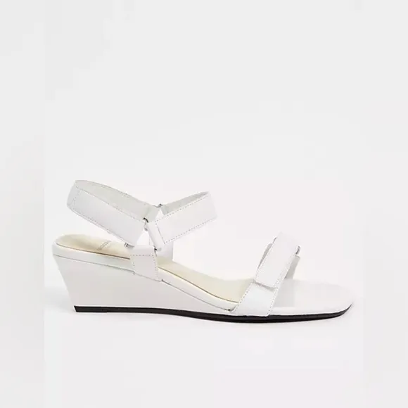 Vagabond Nellie Leather Strappy Wedge Sandals in White 11