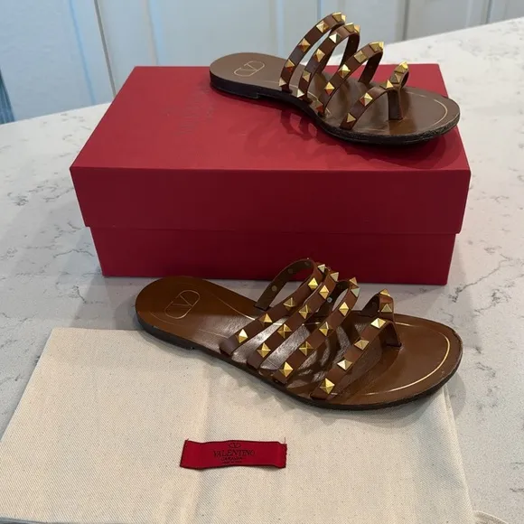 VALENTINO Rock Stud  Sandal- 38.5