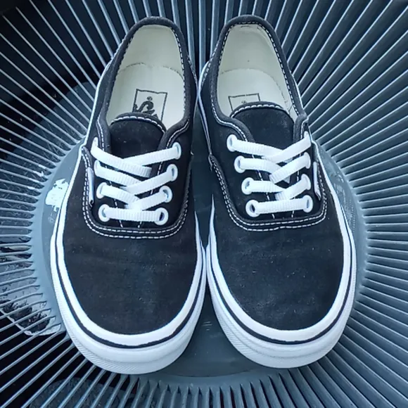 Vans  &quot;AUTHENTIC&quot; Kids Fashion Sneakers # 721356