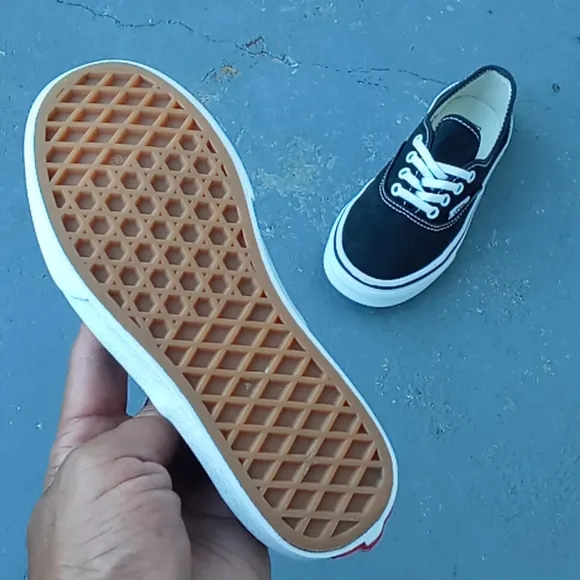 Vans  &quot;AUTHENTIC&quot; Kids Fashion Sneakers # 721356