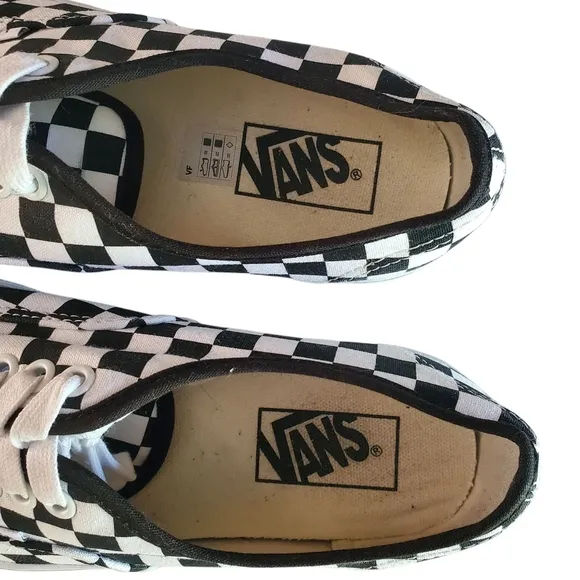 VANS Black/White RARE 'All Over' Checkerboard Print Low Top Sneakers Unisex W8