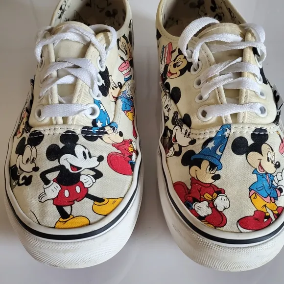 Vans Disney 8 Mickey Mouse 90th Birthday Unisex Artsy Punk Skater Sneakers
