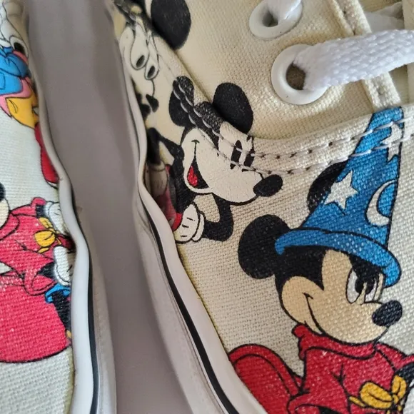 Vans Disney 8 Mickey Mouse 90th Birthday Unisex Artsy Punk Skater Sneakers